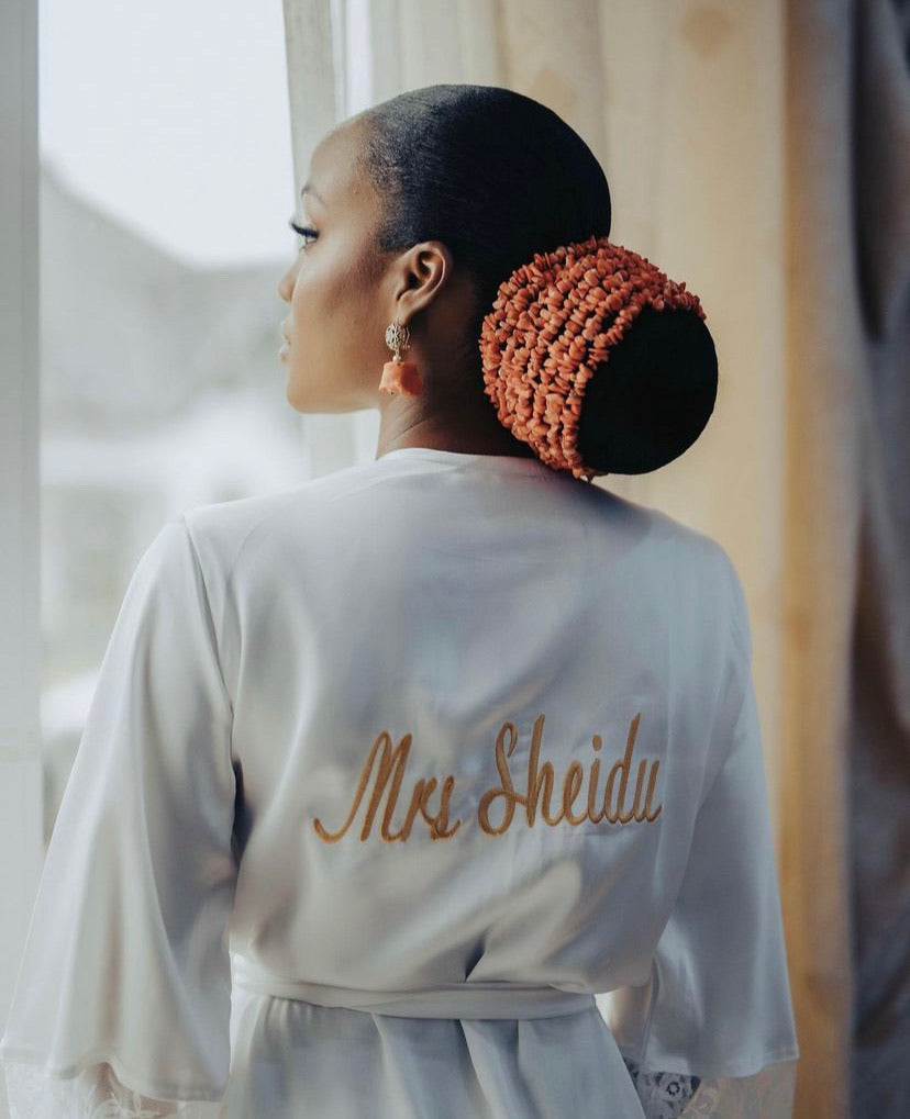 SL signature robe